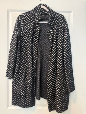 Liverpool Black and White Chevron-Style Open Cardigan